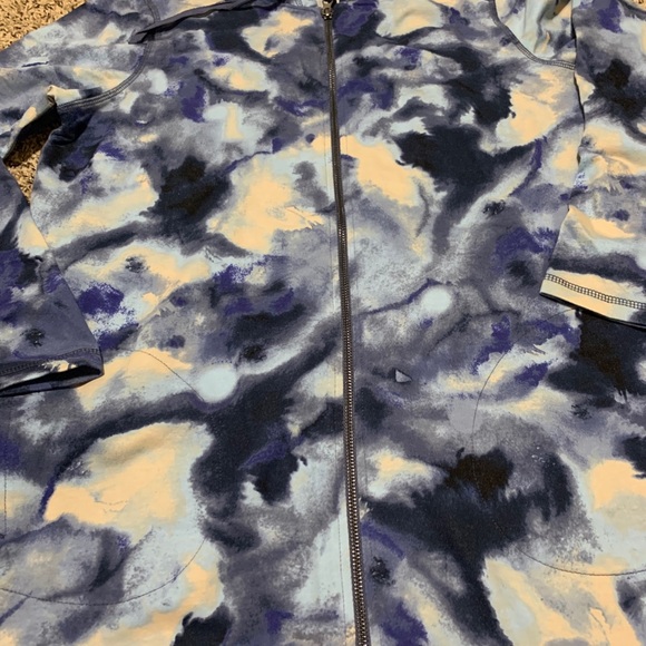 🌟HP🌟Blue Camo Ladies Coverup/Jacket - Picture 3 of 7